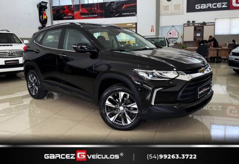 CHEVROLET - TRACKER - 2022/2023 - Preta - R$ 122.900,00