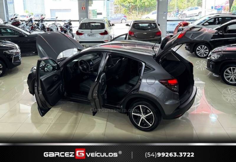 HONDA - HR-V - 2019/2020 - Cinza - R$ 117.900,00