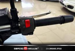 KAWASAKI - VERSYS 1000 - 2012/2013 - Branca - R$ 43.900,00