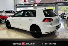VOLKSWAGEN - GOLF - 2014/2015 - Branca - R$ 83.900,00