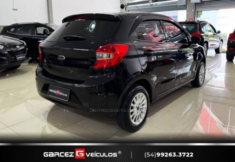 FORD - KA - 2015/2015 - Preta - R$ 41.900,00
