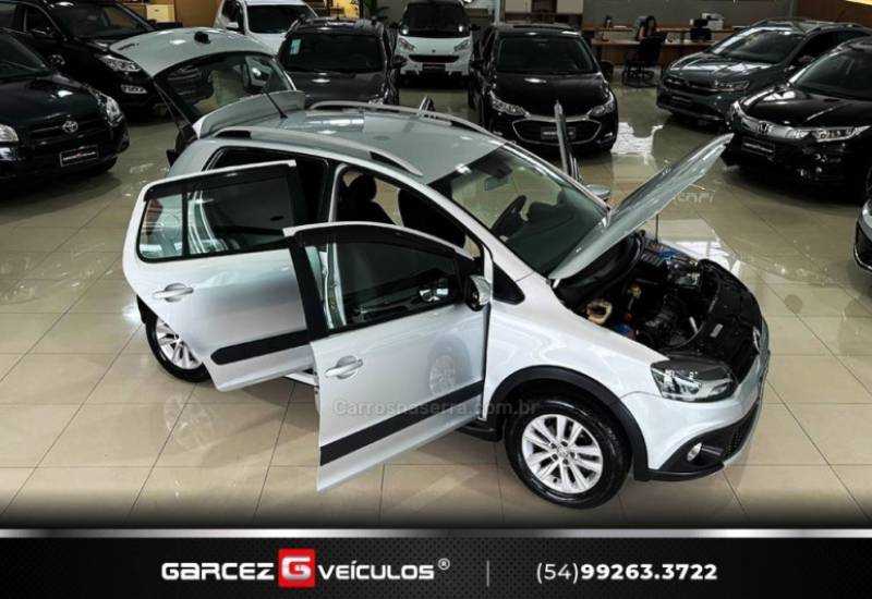 VOLKSWAGEN - CROSSFOX - 2013/2013 - Prata - R$ 42.900,00