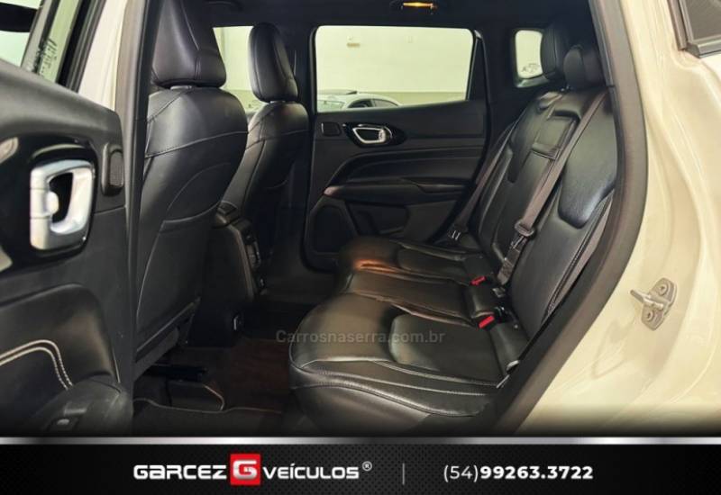 JEEP - COMPASS - 2021/2022 - Branca - R$ 149.900,00