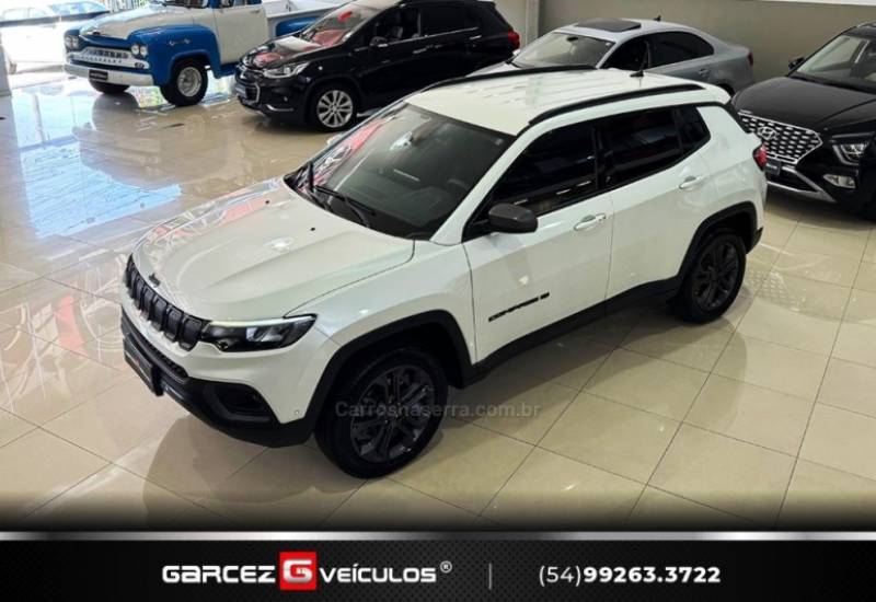 JEEP - COMPASS - 2021/2022 - Branca - R$ 149.900,00