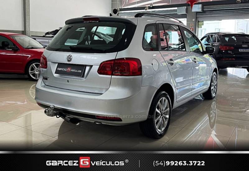 VOLKSWAGEN - SPACEFOX - 2012/2013 - Prata - R$ 45.900,00