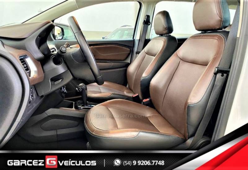 CHEVROLET - SPIN - 2019/2020 - Branca - R$ 76.900,00