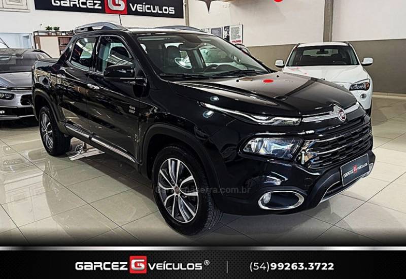 FIAT - TORO - 2020/2021 - Preta - R$ 121.900,00