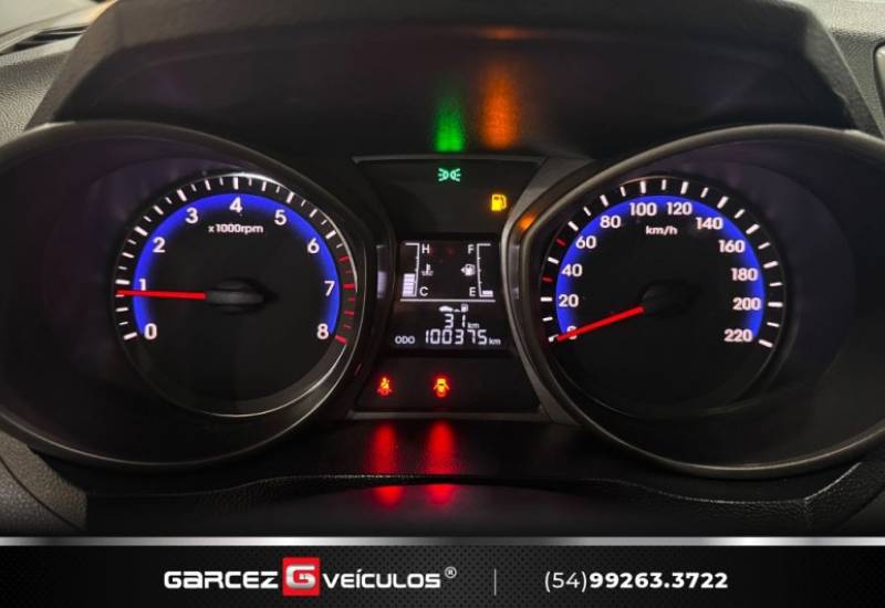 HYUNDAI - HB20 - 2015/2016 - Branca - R$ 52.000,00