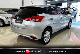 TOYOTA - YARIS - 2019/2019 - Prata - R$ 77.900,00
