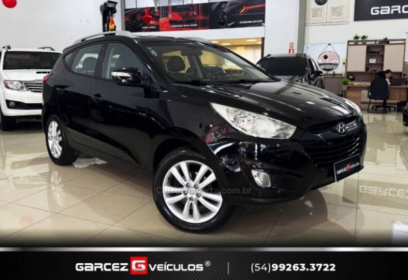 HYUNDAI - IX35 - 2010/2011 - Preta - R$ 59.900,00