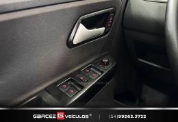 VOLKSWAGEN - SPACEFOX - 2012/2013 - Prata - R$ 45.900,00