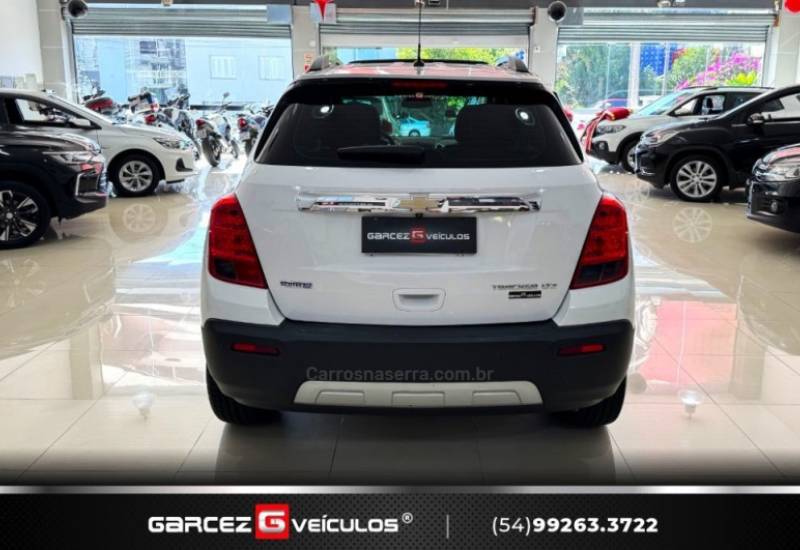 CHEVROLET - TRACKER - 2014/2015 - Branca - R$ 74.900,00