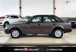 FORD - ESCORT - 1992/1992 - Cinza - R$ 46.000,00