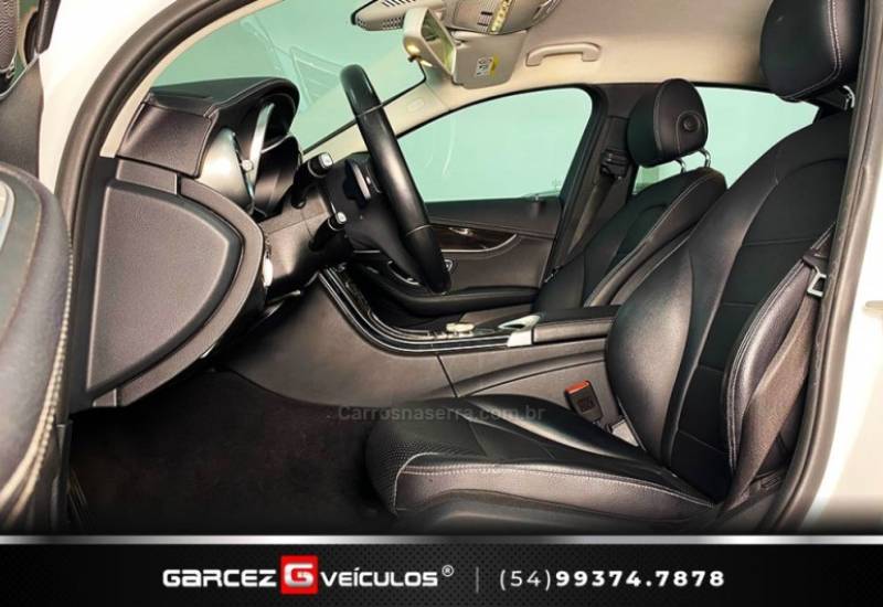MERCEDES-BENZ - C 180 - 2015/2016 - Branca - R$ 117.900,00