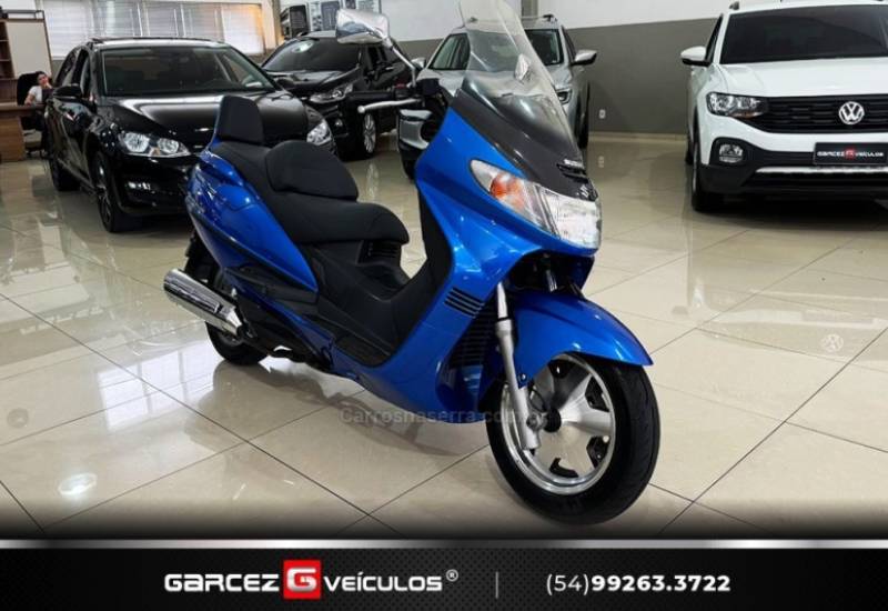 SUZUKI - BURGMAN - 2001/2001 - Azul - R$ 16.000,00
