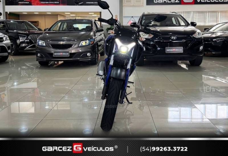 YAMAHA - FAZER - 2022/2023 - Azul - R$ 19.500,00