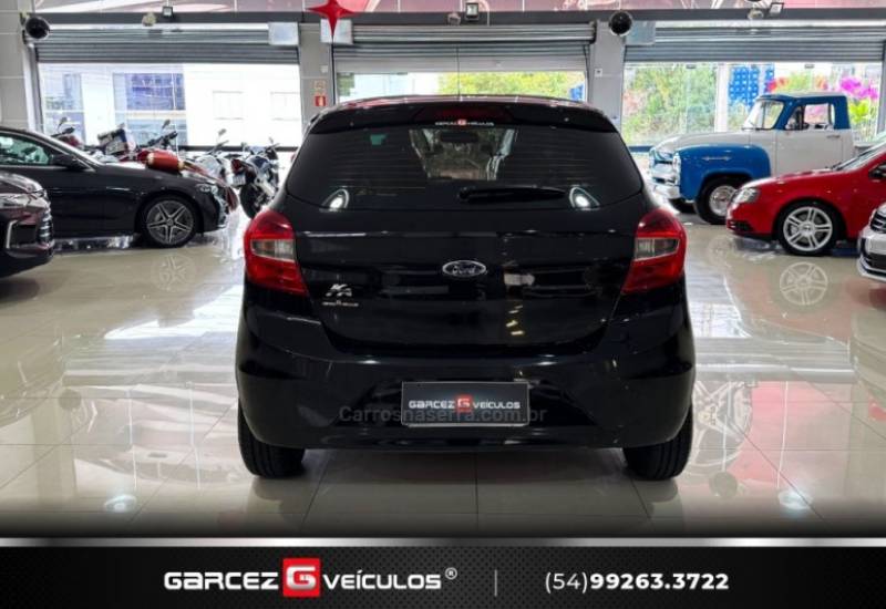 FORD - KA - 2015/2015 - Preta - R$ 41.900,00