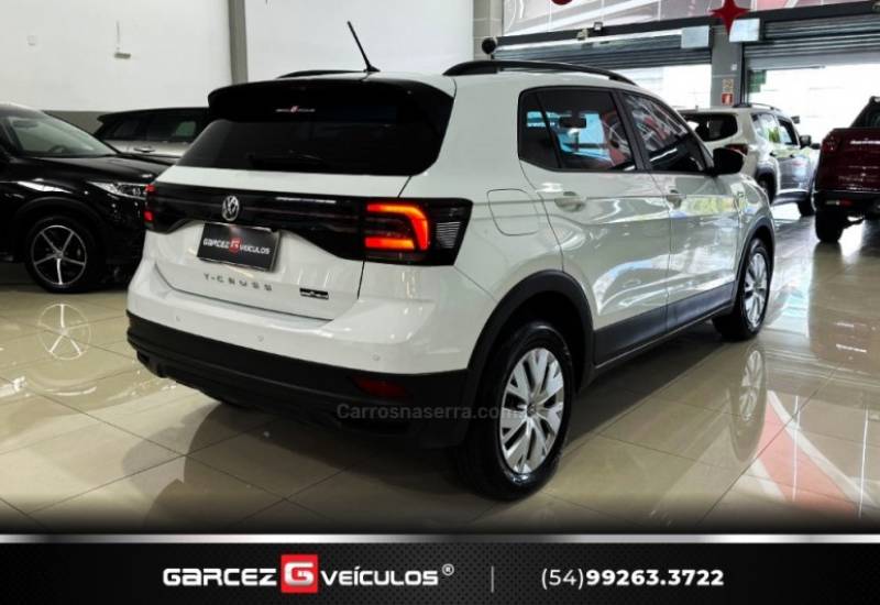 VOLKSWAGEN - T-CROSS - 2020/2021 - Branca - R$ 95.000,00
