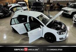VOLKSWAGEN - GOLF - 2014/2015 - Branca - R$ 83.900,00